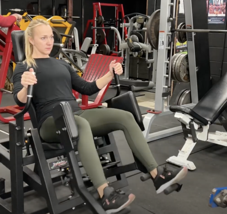 How to Use the Dynavec Gluteator Glute Machine - Alexander Training ...