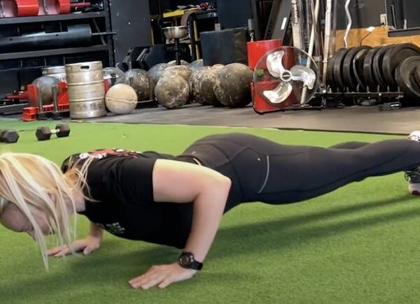 horizontal pressing exercises: pushups, by Kathryn Alexander Austin personal trainer